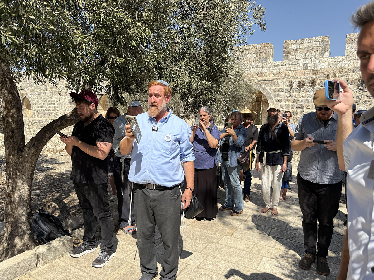 Rabbi Yehuda Glick leads pilgrims on an ascension to the Temple Mount to honor the late Charlie Kirk.