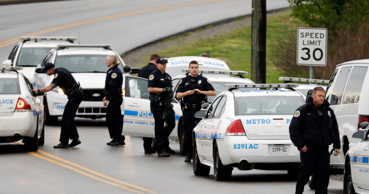 Massive manhunt underway for Nashville shooting suspect | WORLD