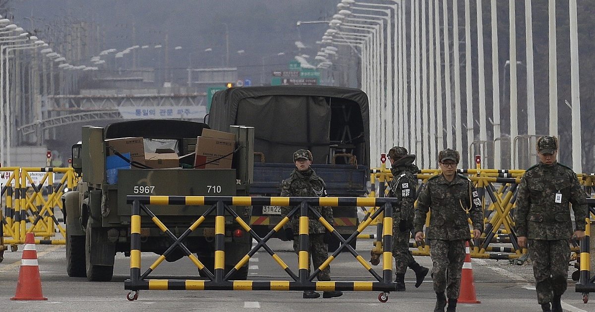 North Korea agrees to hold talks with South Korea | WORLD