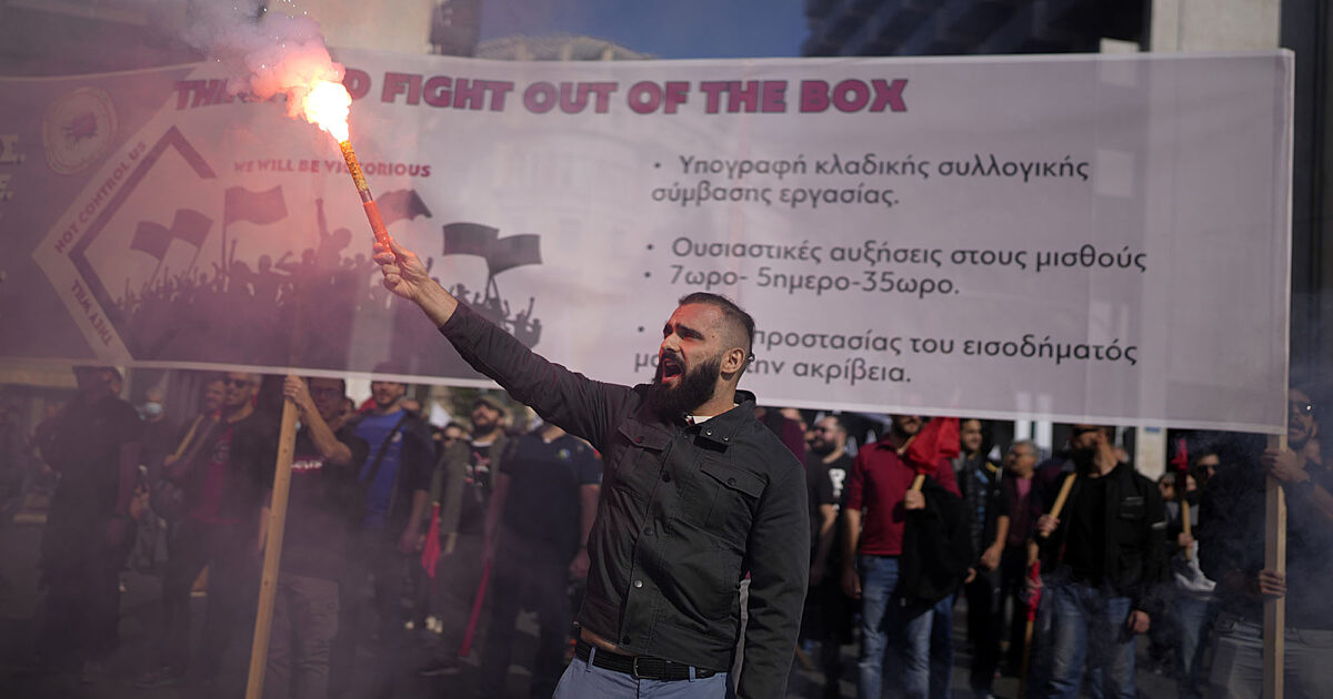 Strikes stop public transportation in Greece, Belgium | WORLD