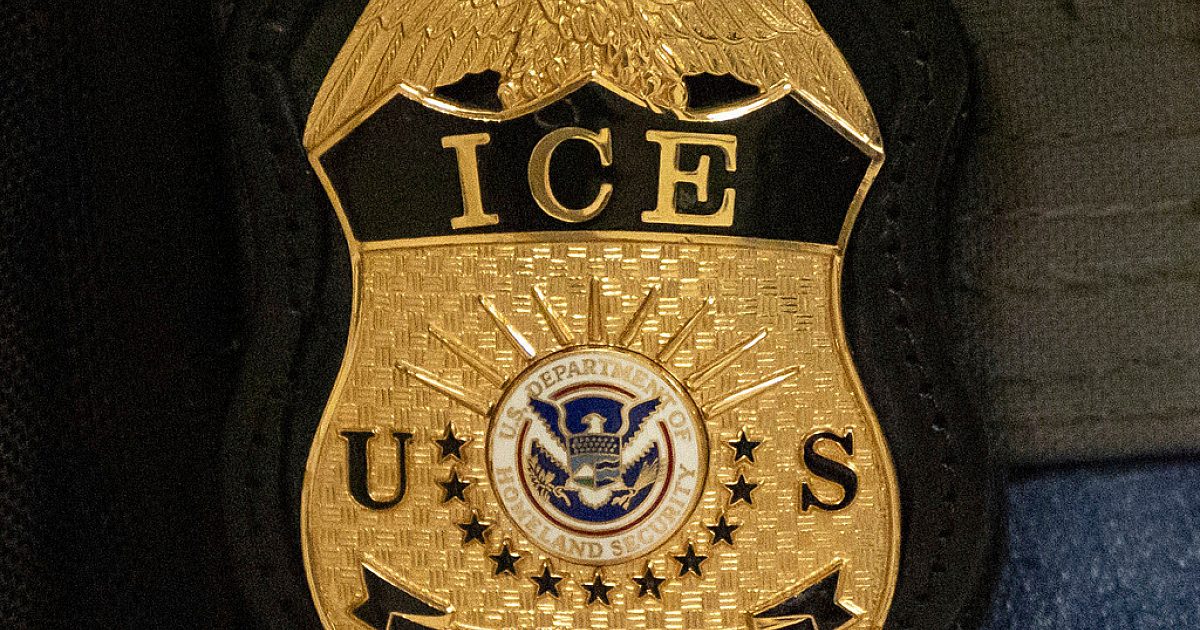Investigators look into death of Afghan ICE detainee | WORLD