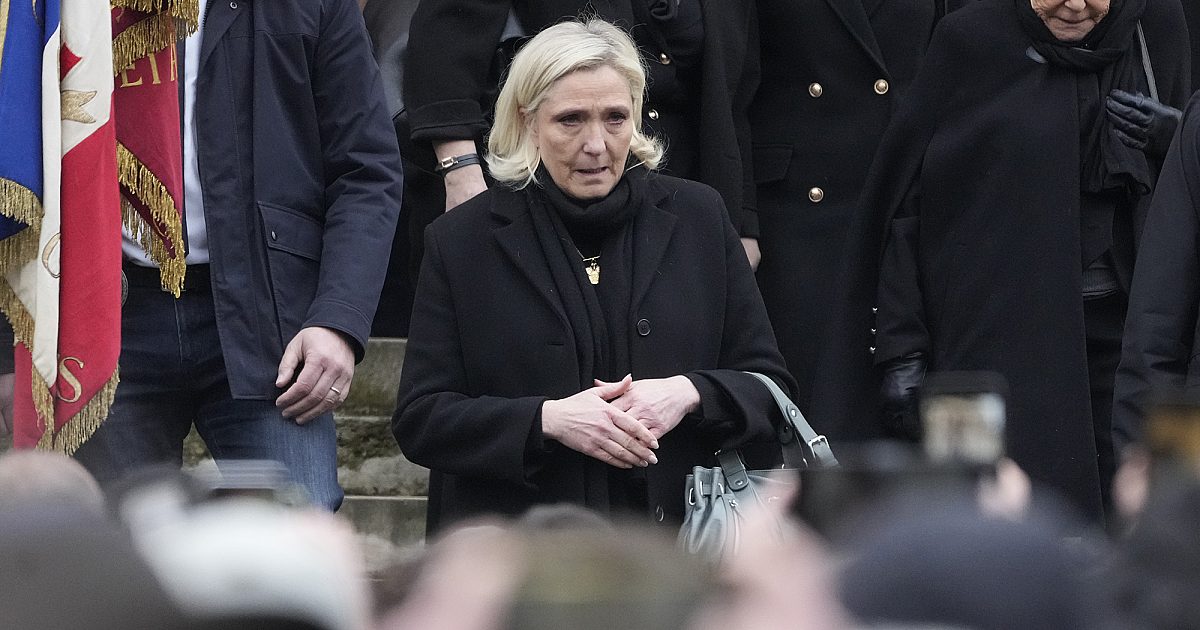 France’s Le Pen launches presidential campaign despite embezzlement…