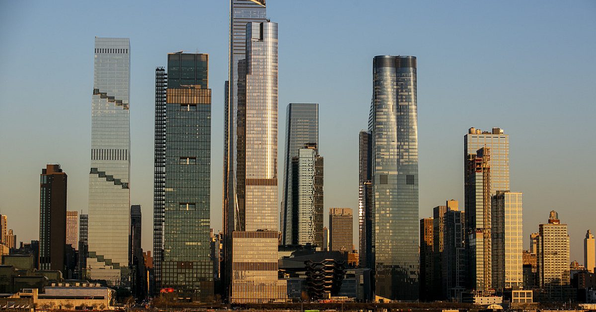 Lower immigration reducing U.S. population growth, Census Bureau says