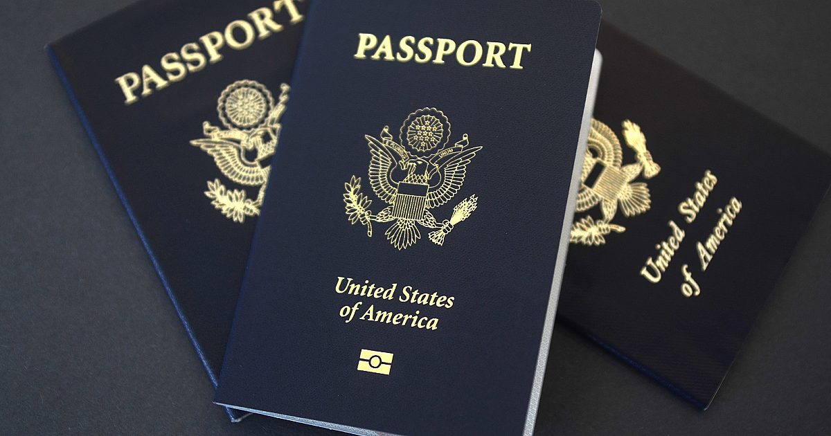 U.S. to revoke passports for unpaid child support