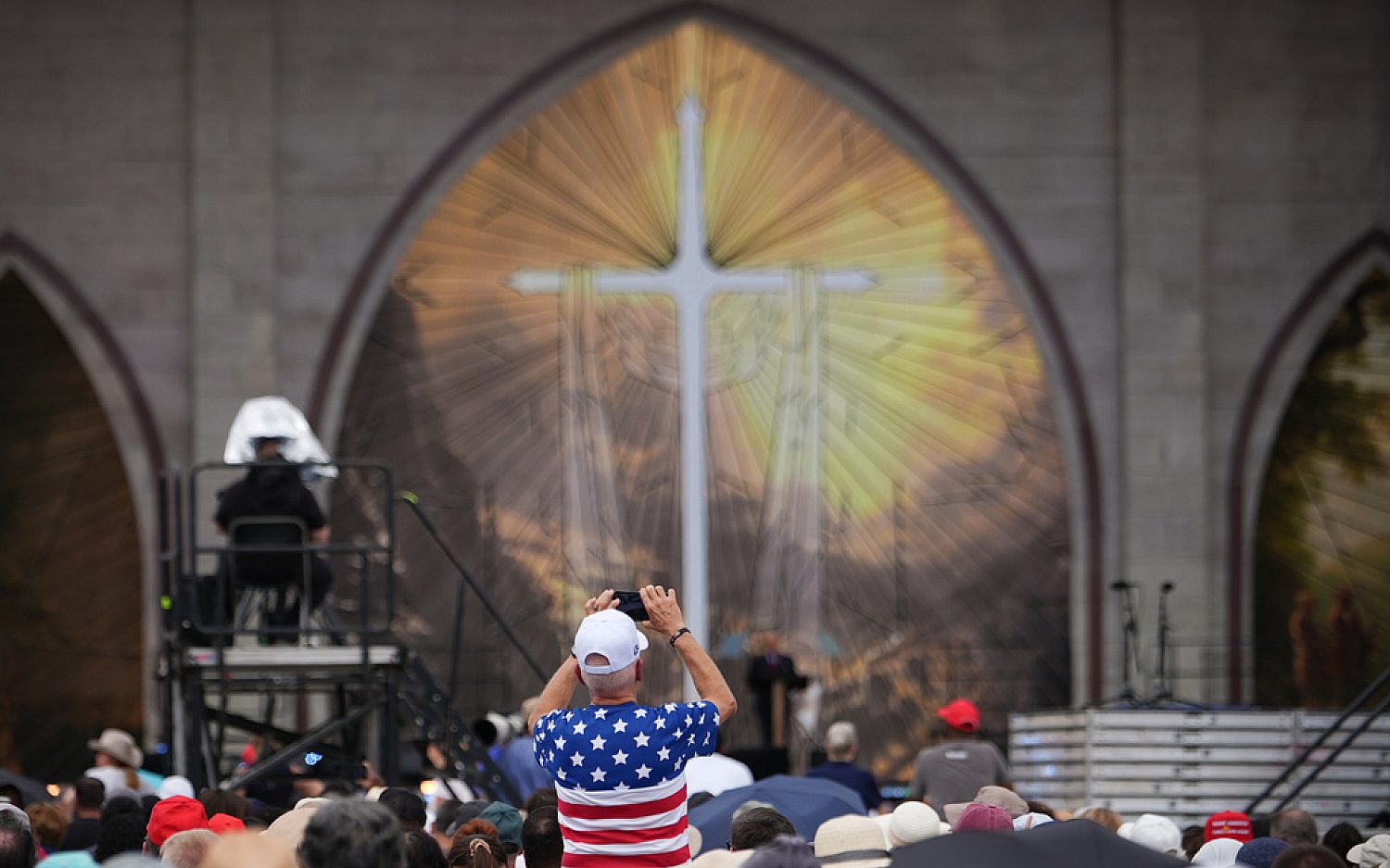 Evangelical press group renamed for Christian communicators