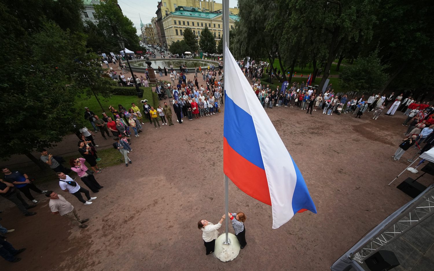 DOJ accuses Russian group of running assassination network