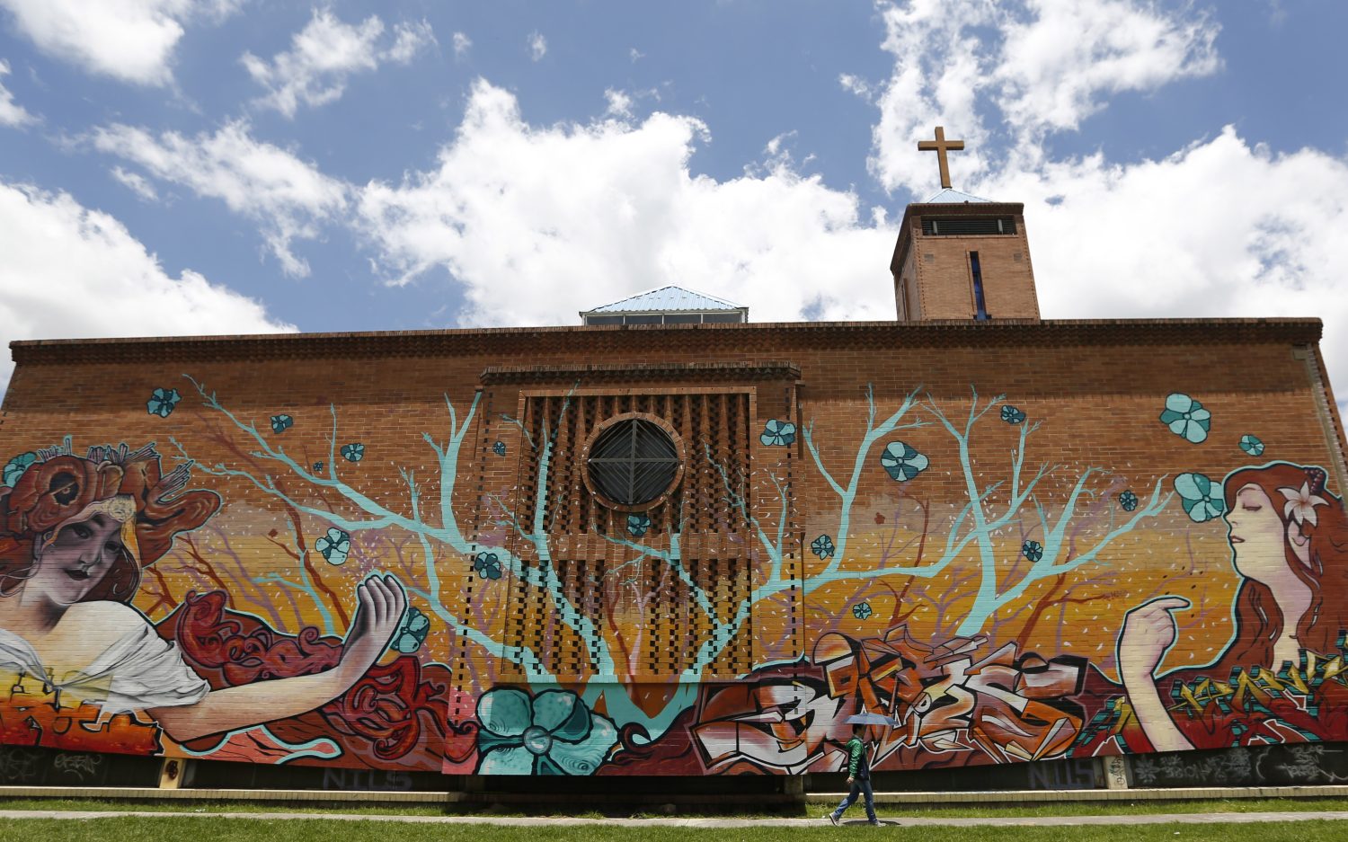 Colombia gang killed preacher, nonprofit group says