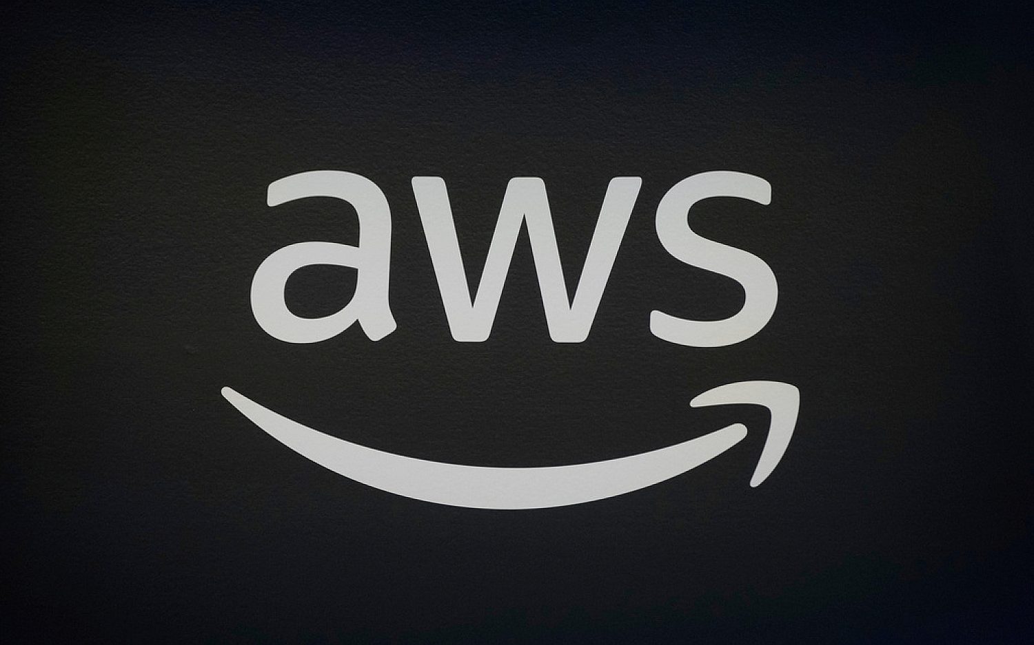 Amazon Web Services struggles to recover from massive outages