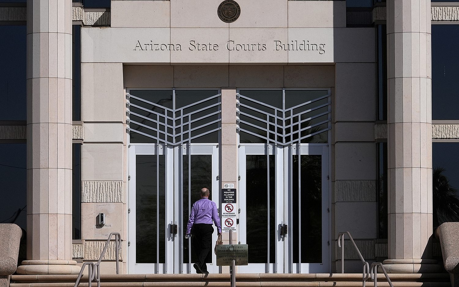 En Arizona, la iglesia define qué es una confesión