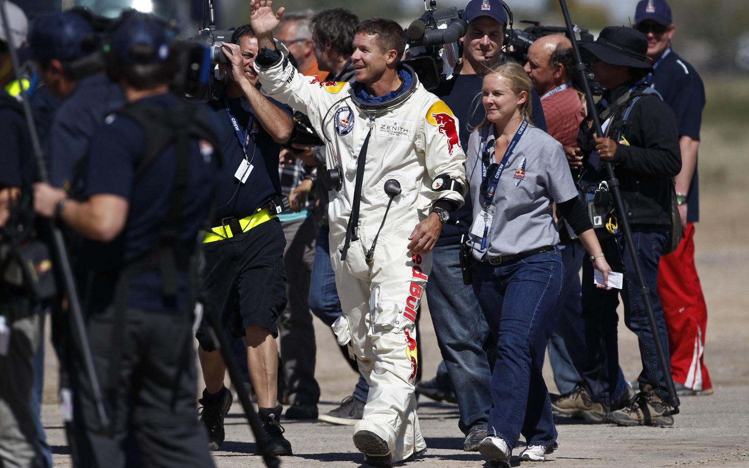 Daredevil athlete Felix Baumgartner dies in paragliding crash