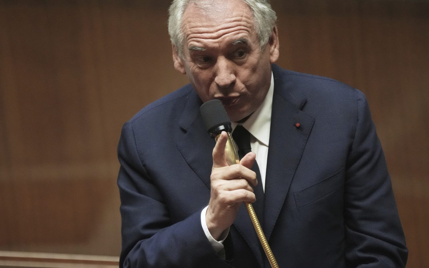 France seeks new prime minister after ouster