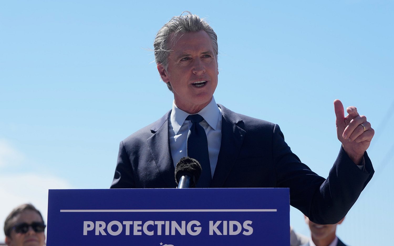 Gov. Newsom executive order calls for AI kill switch