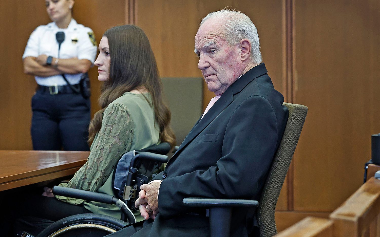 Judge declares mistrial in Lindsay Clancy triple homicide case