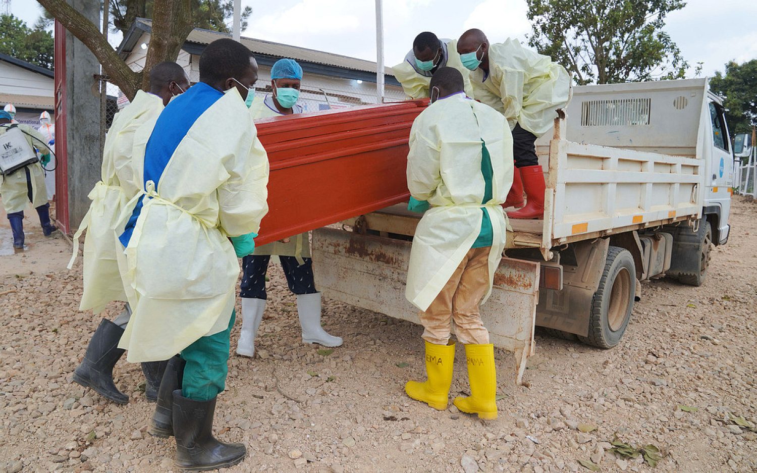 Ebola epidemic slowing down, but still spreading, UN says