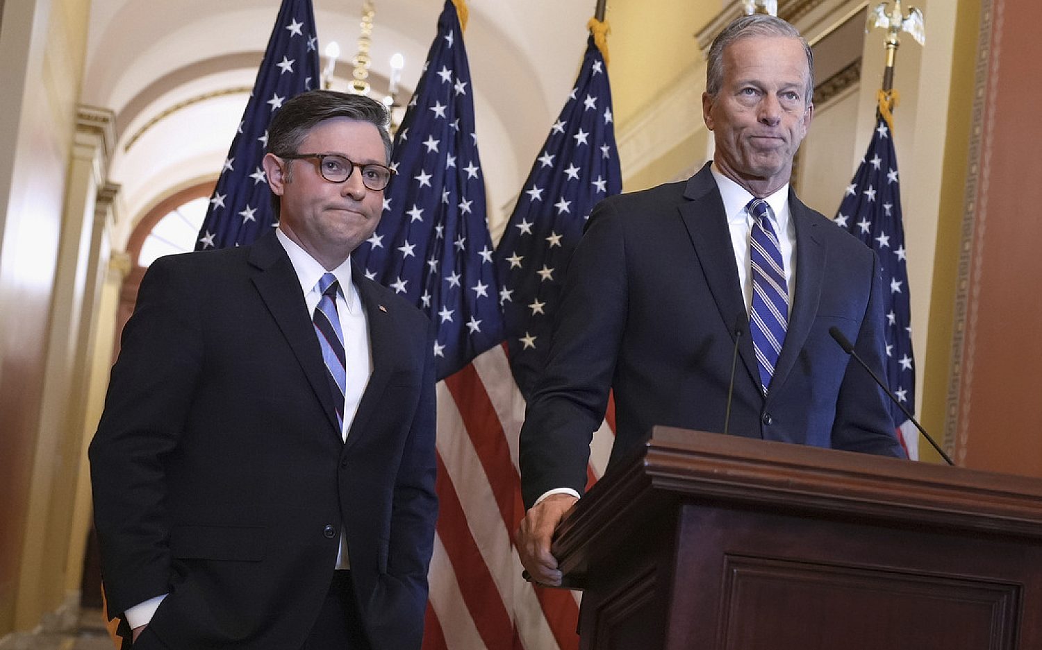 House Republicans unveil short-term spending bill