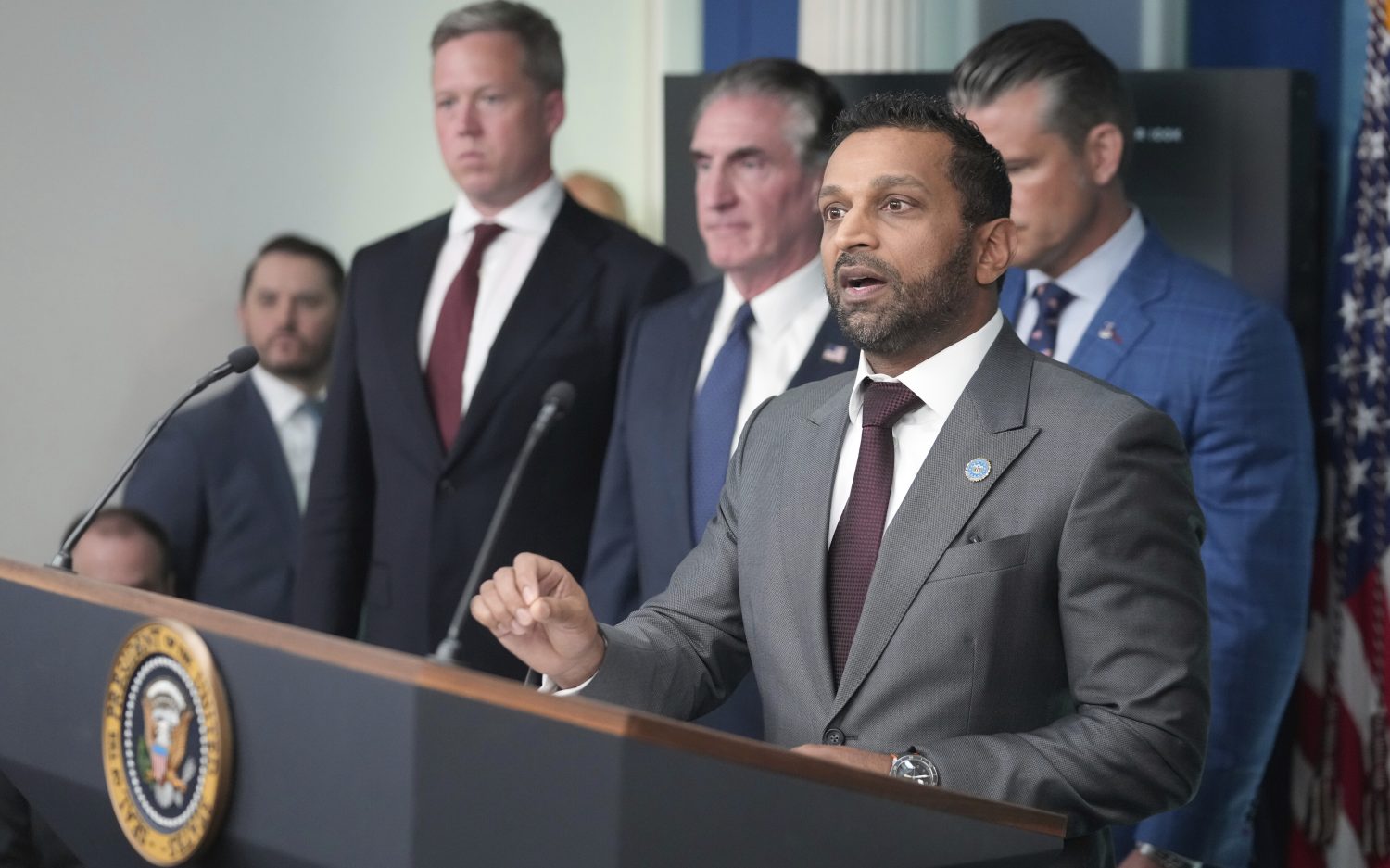 FBI busts Chinese-U.S. drug, money laundering ring