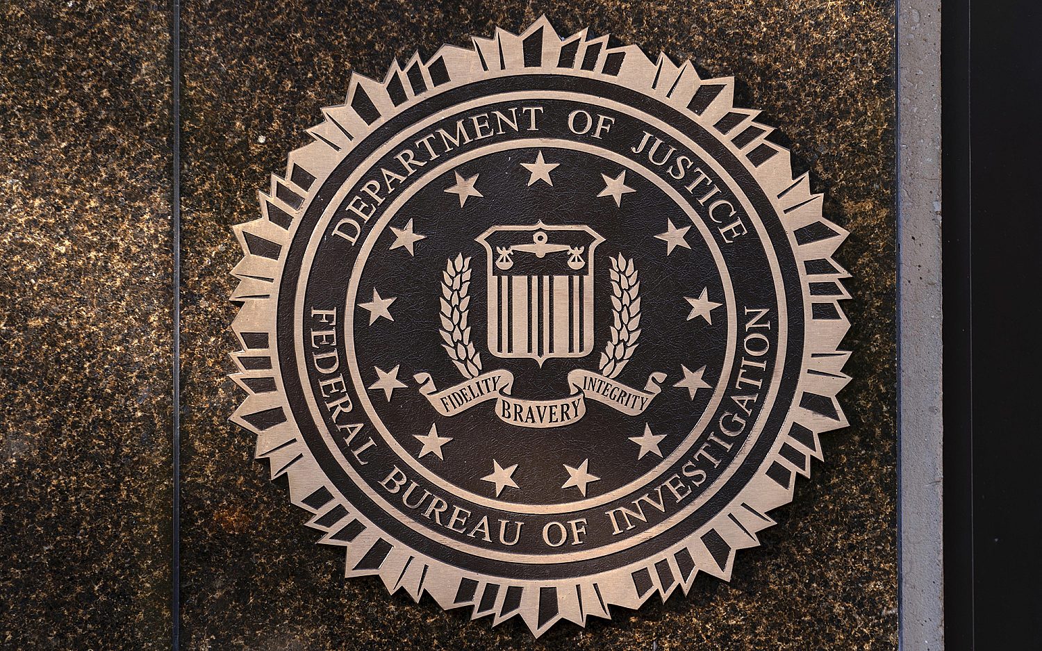 Violent crime dropped nearly 5% 2024, FBI report finds