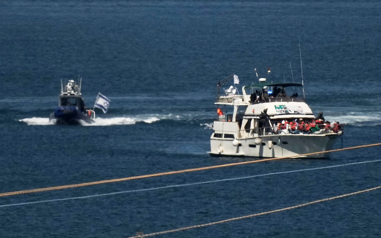 Israel stops Gaza-bound flotilla, arrests activists