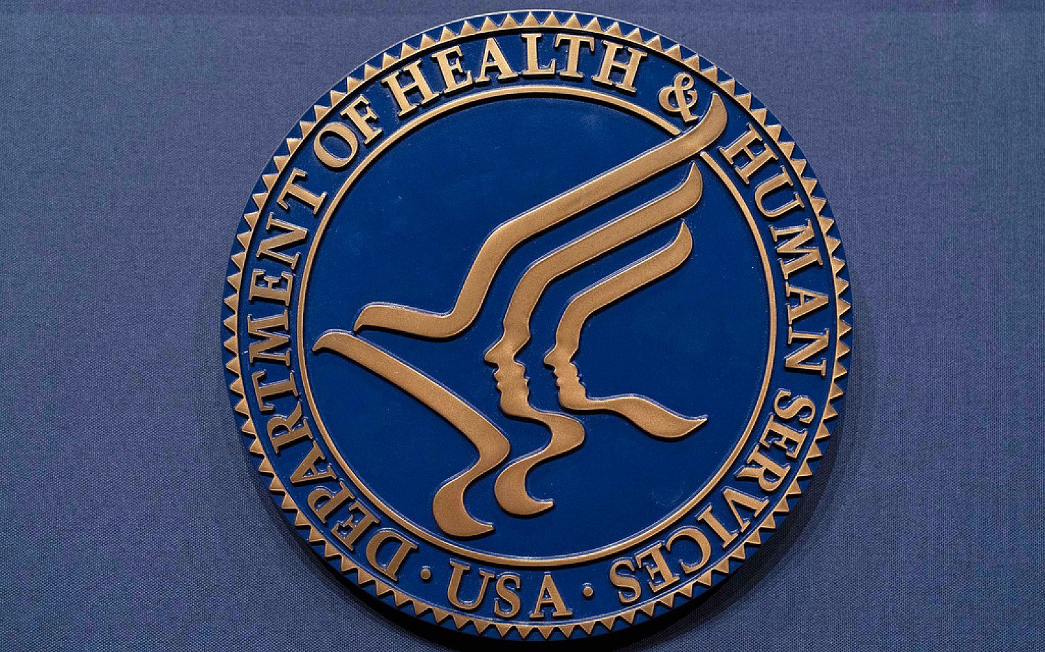 HHS spotlights “invisible illnesses” at new women’s health conference