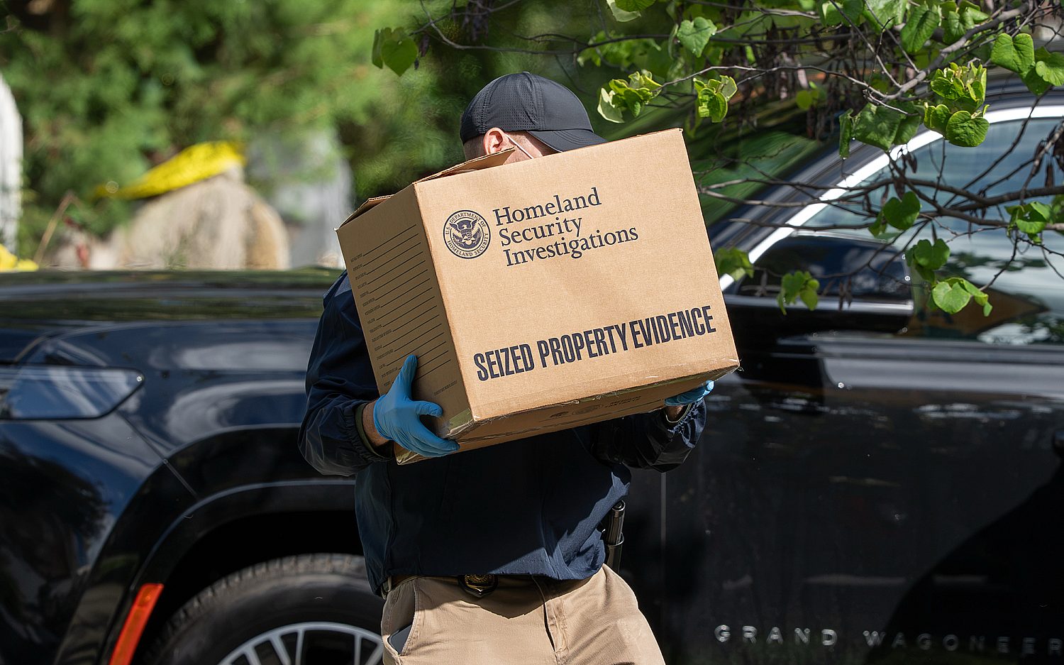 Feds raid Rep. Ilhan Omar’s Washington, D.C., home