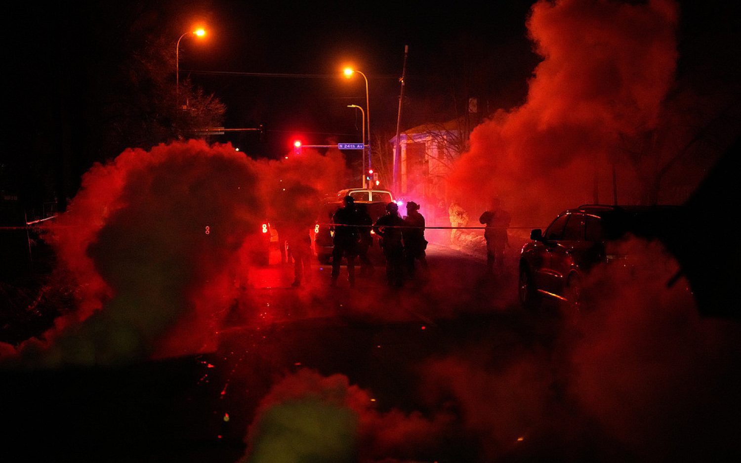 Federal agent, man in Minneapolis hospital after altercation