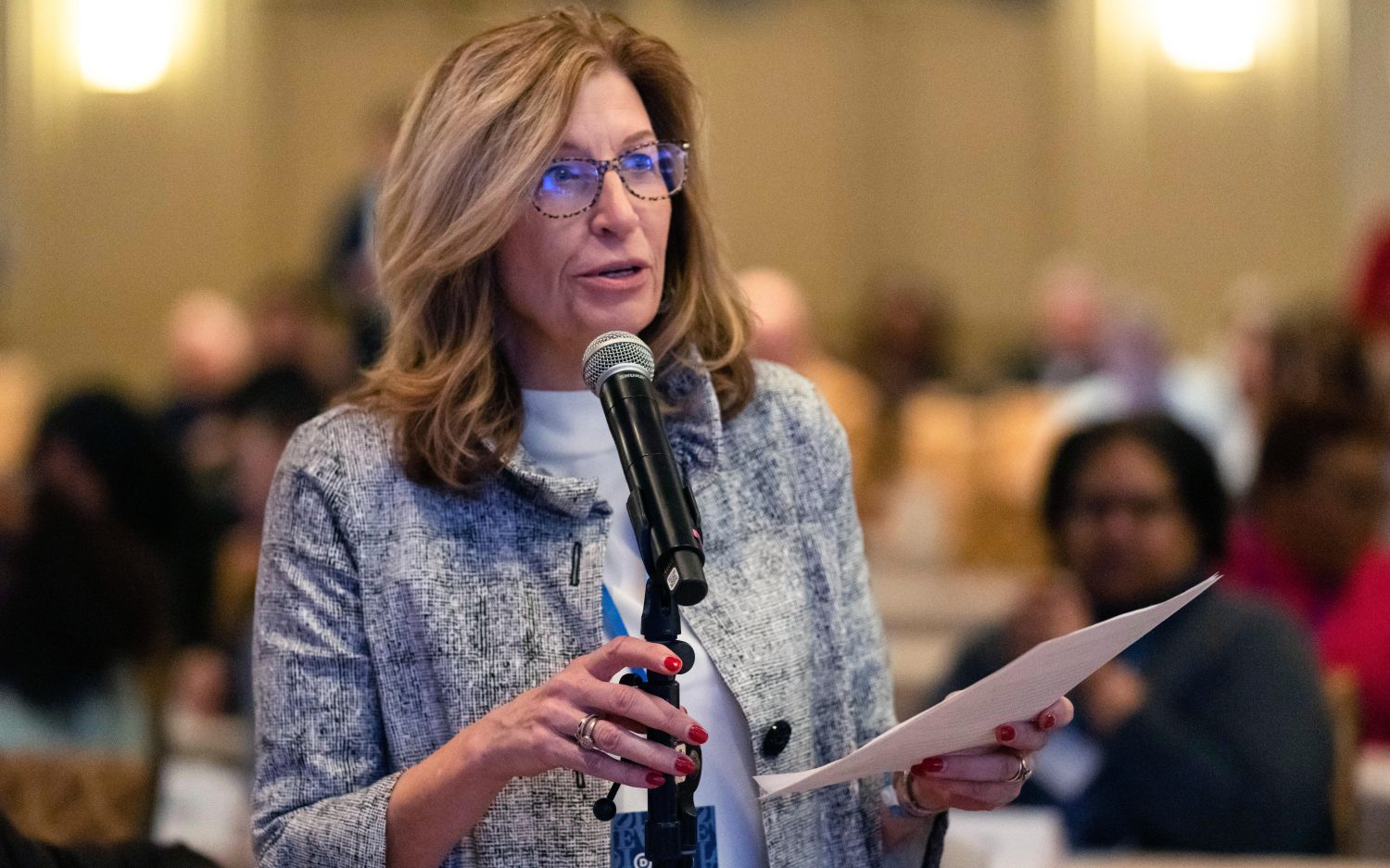 Iowa Democrats mull switching back to early caucus