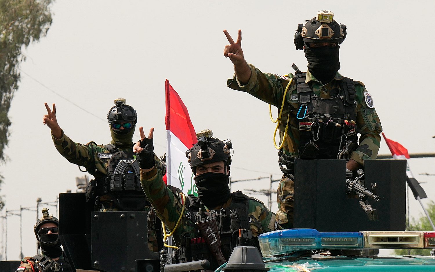 U.S. troops complete withdrawal from Iraq