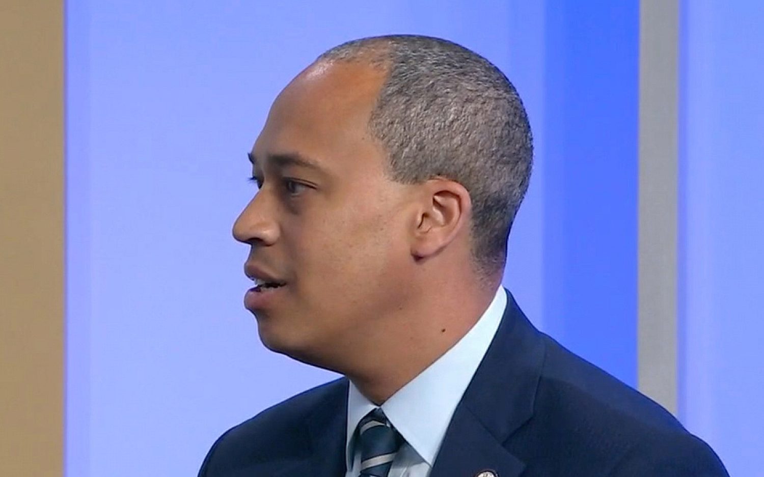 Trump calls out Virginia AG hopeful for past extreme messages
