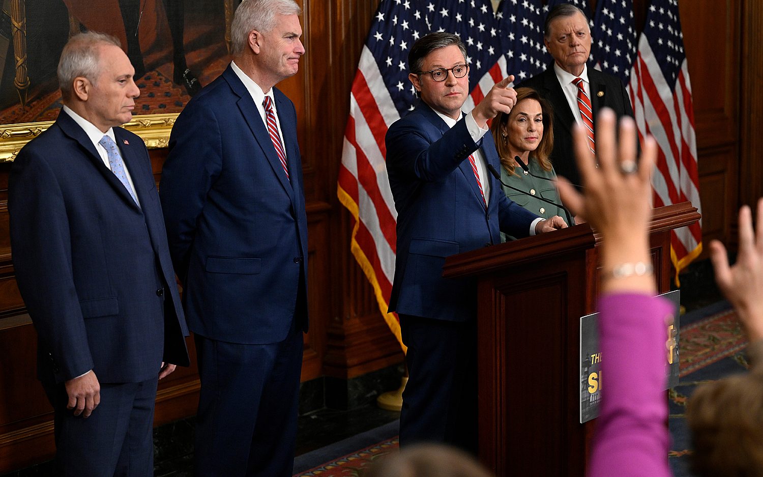 IRS staff laid off; flights grounded amid funding lapse