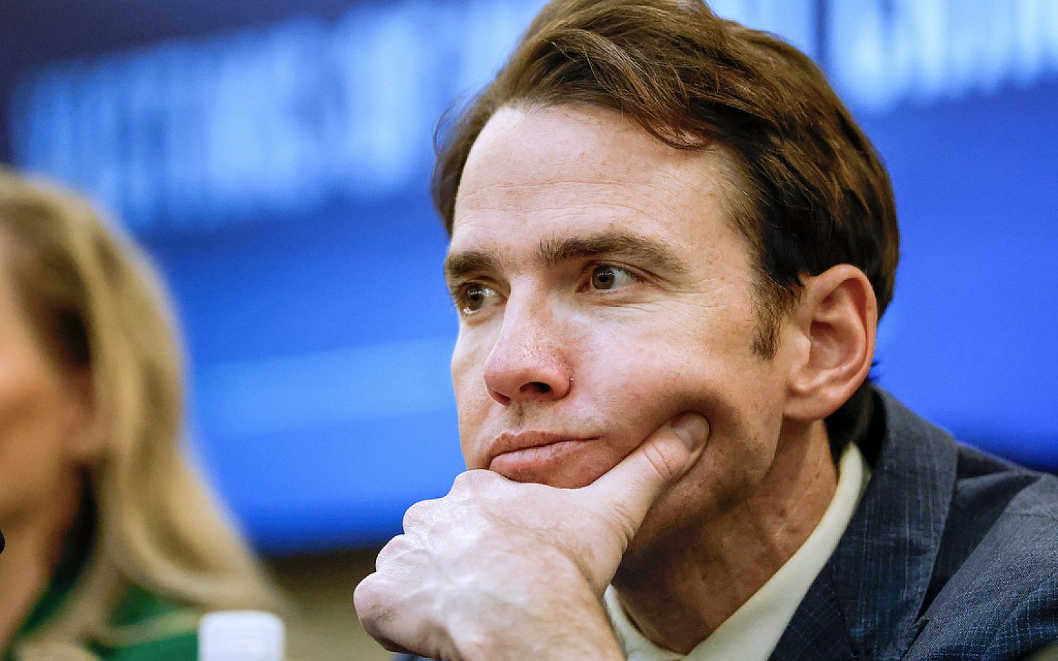 GOP congressman flips independent