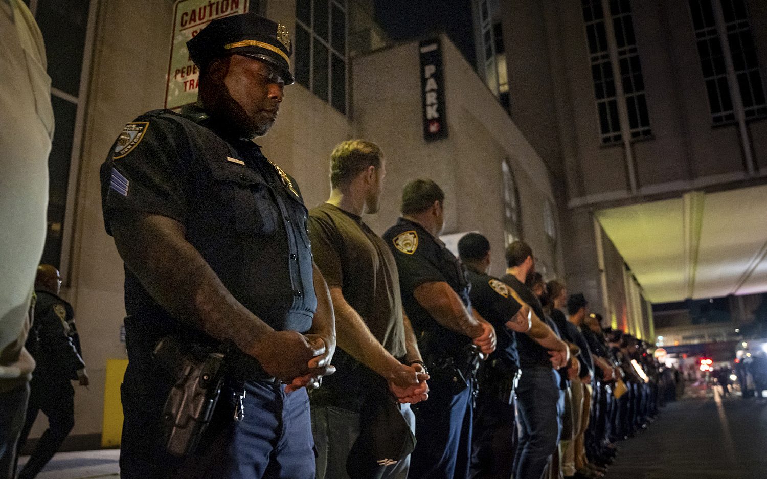NYC gunman who killed four planned to hit NFL office, mayor says
