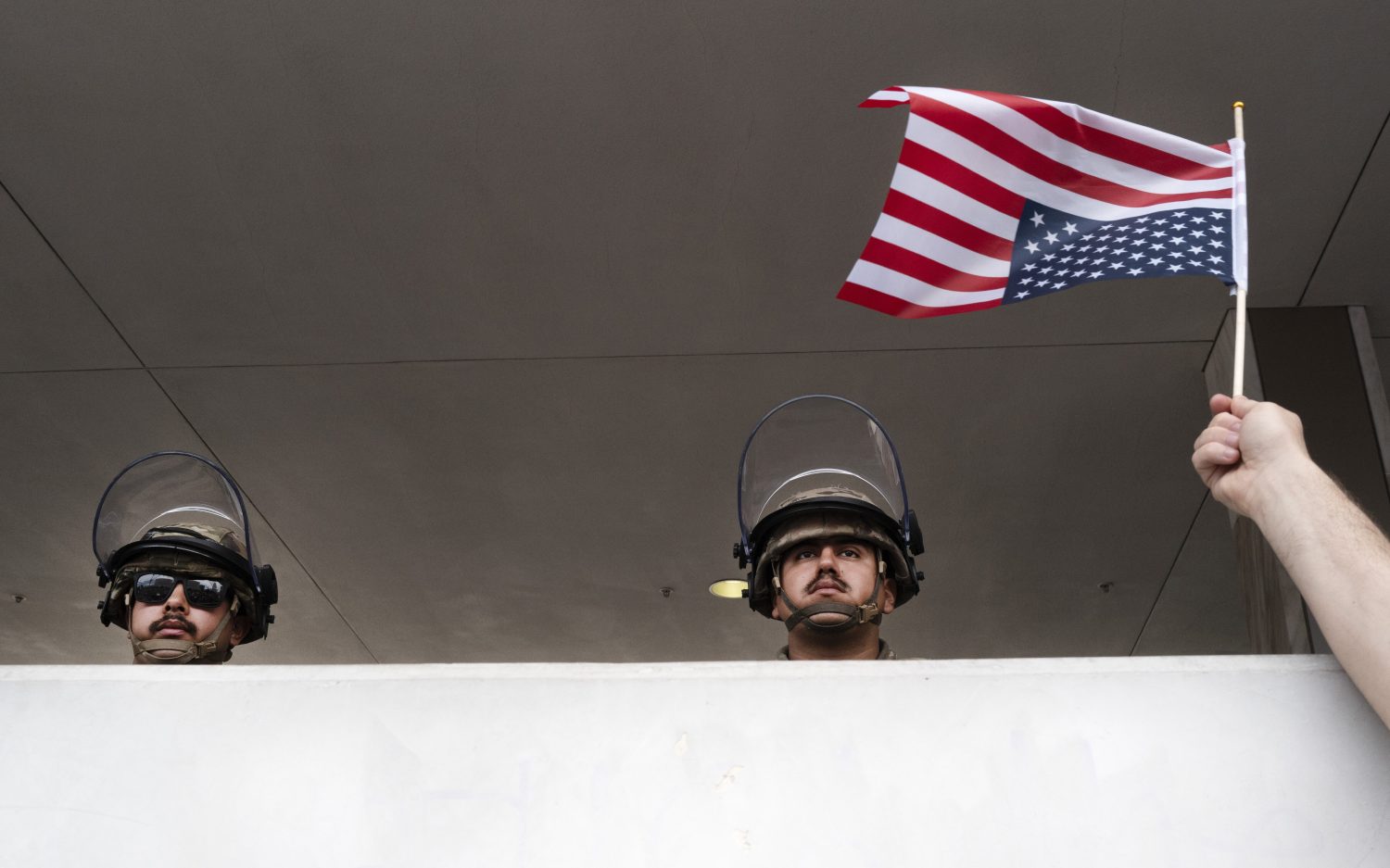 U.S. pulls half of National Guard troops from LA