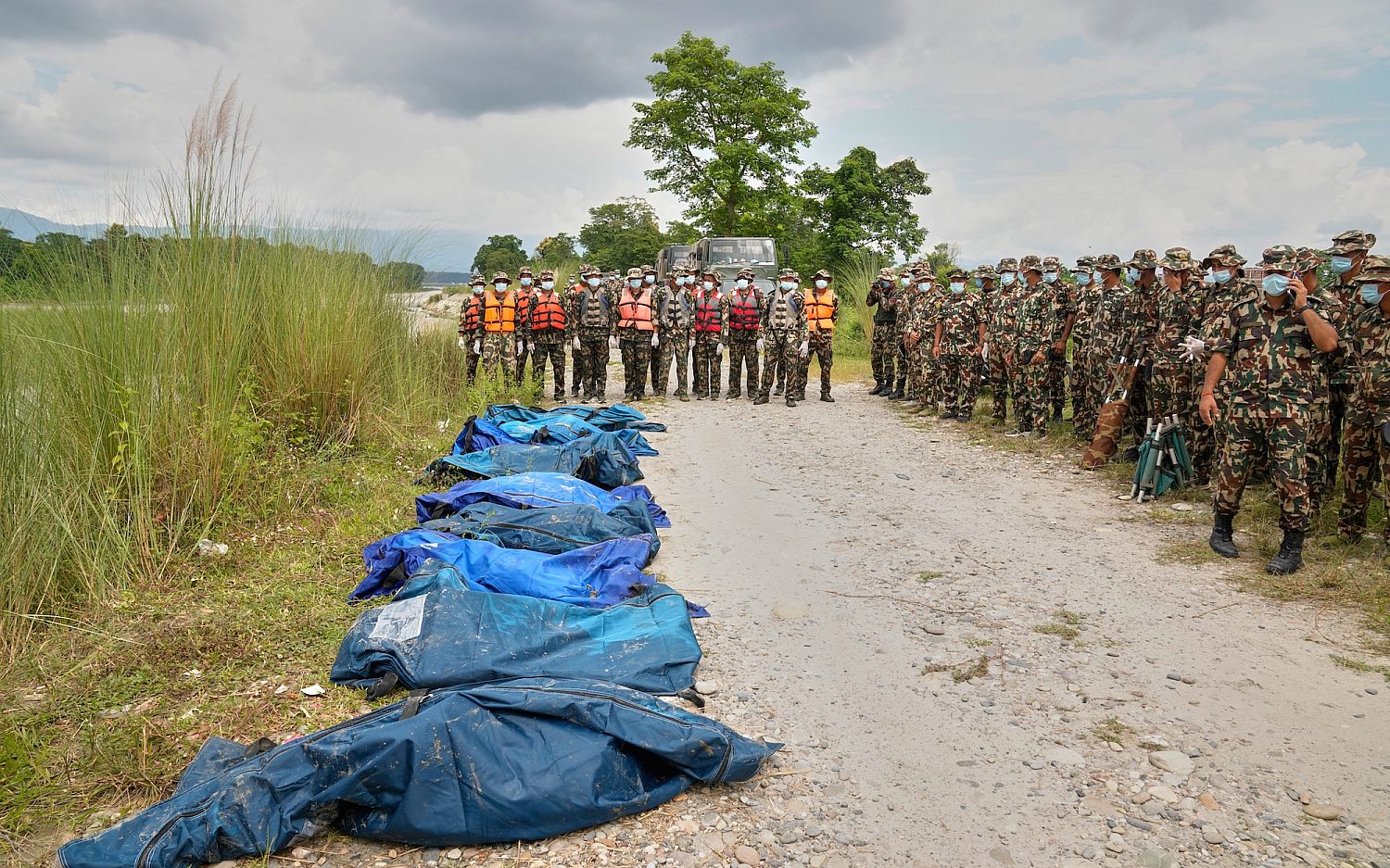 Nepal fears hundreds trapped in work tunnels by flooding