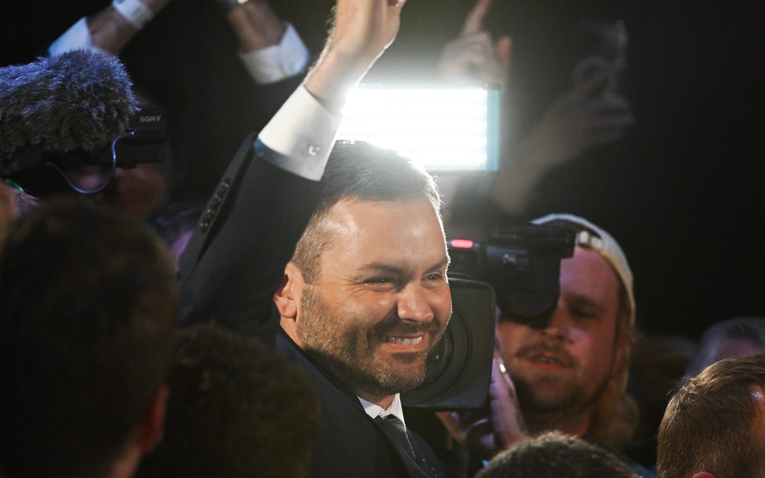 Separatists win Quebec election, tee up independence vote