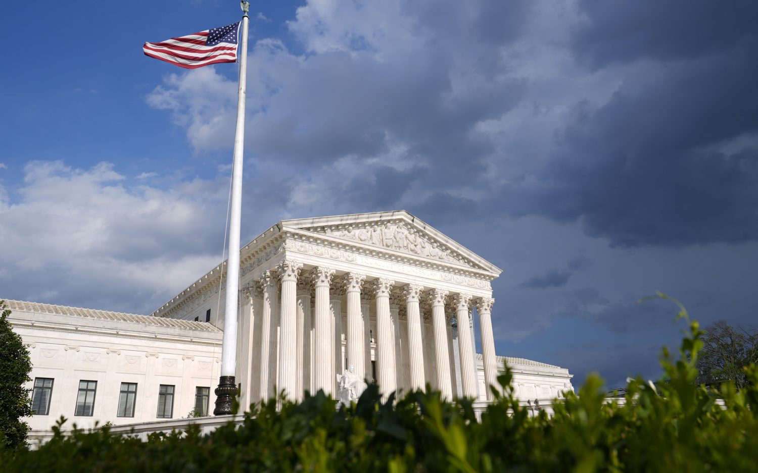 Supreme Court to weigh Hawaii’s strict gun laws