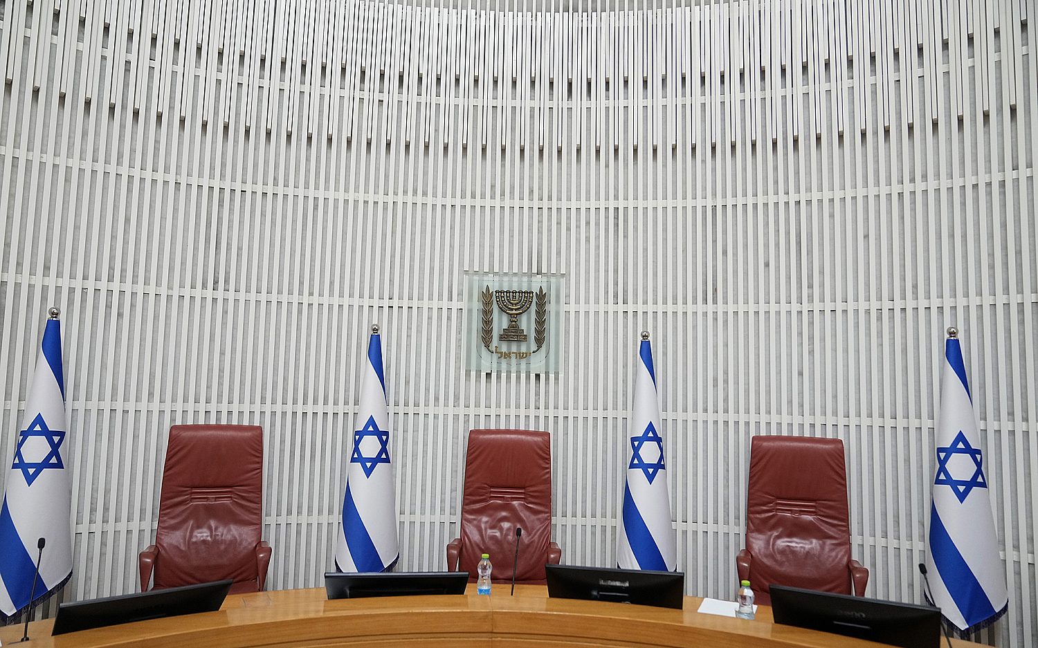 Israel Supreme Court says women can take rabbinate exams