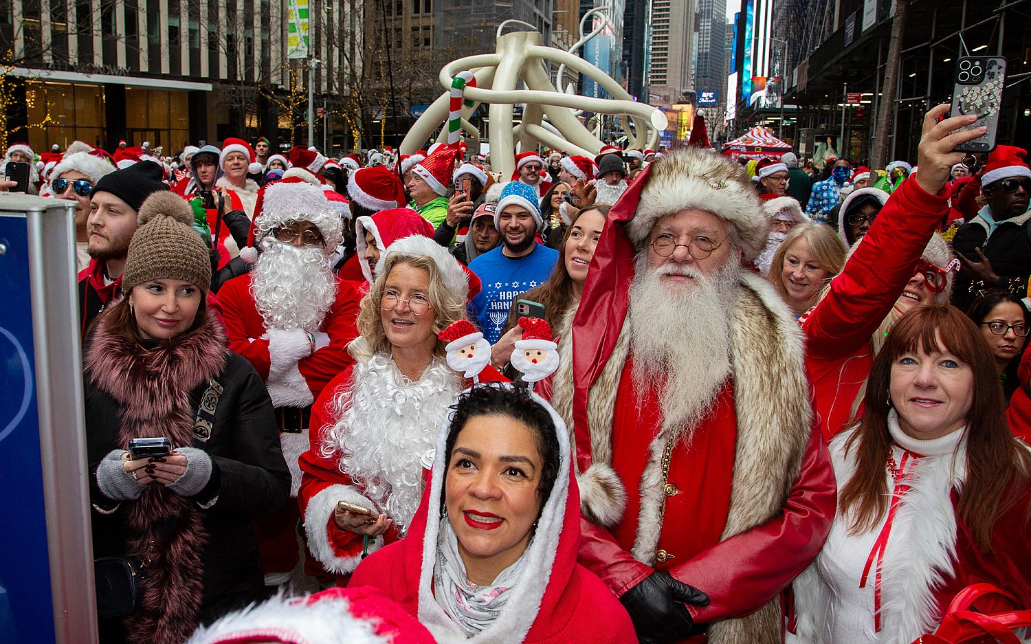 Feds accuse SantaCon organizer of more than $1M wire fraud… | WORLD