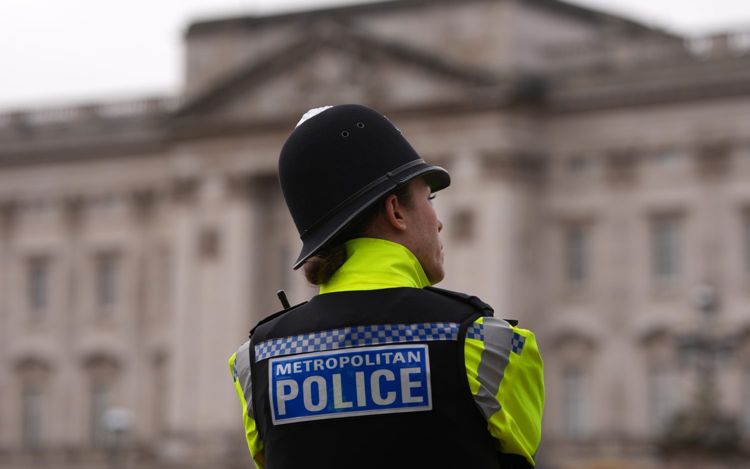 U.K. police response to stabbing criticized amid murder trial