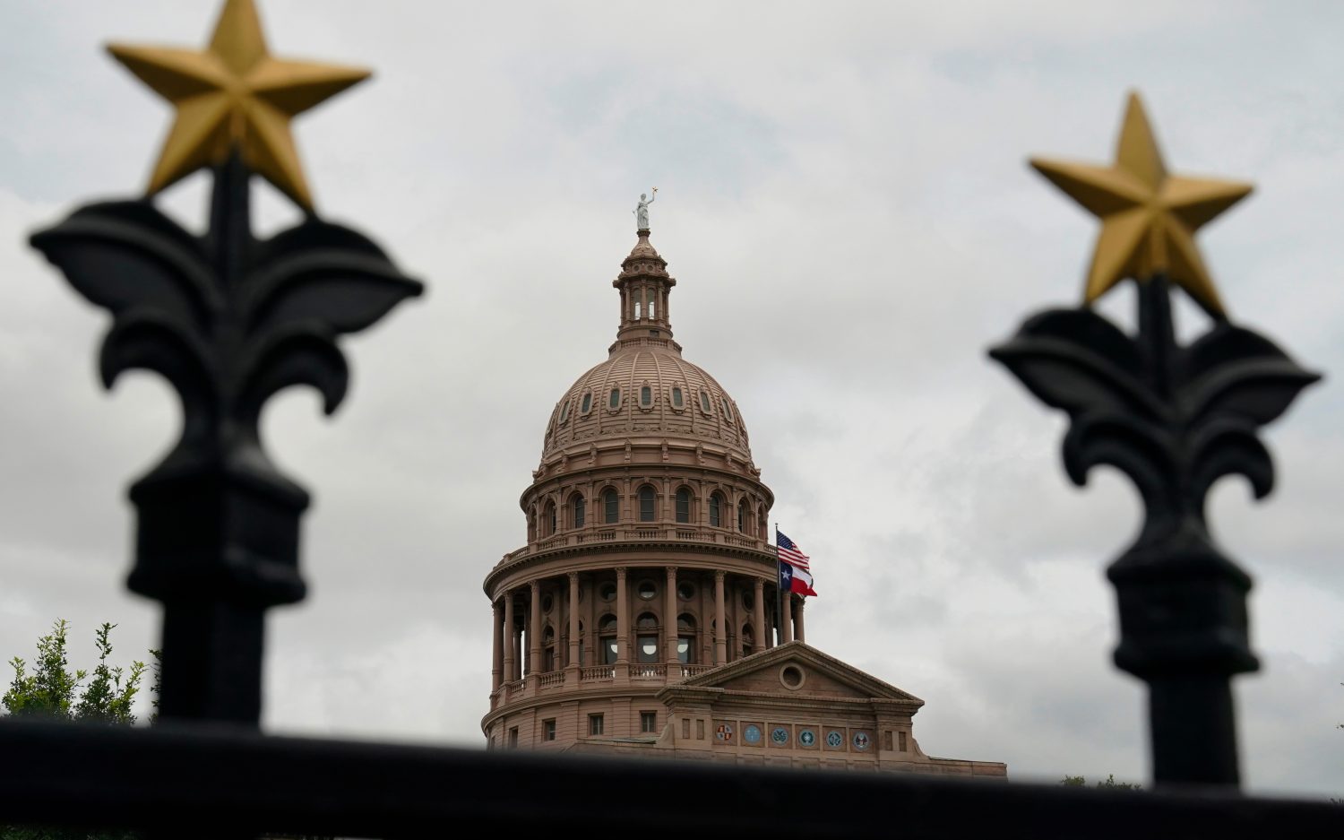 Supreme Court OKs redrawn Texas congressional map for midterms