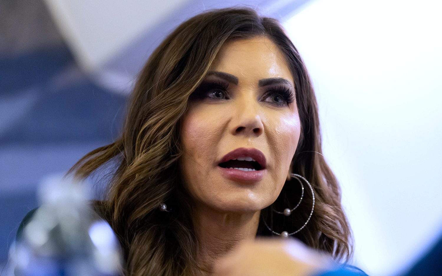 Noem slams Illinois Gov. Pritzker's immigration policies during Chicago visit