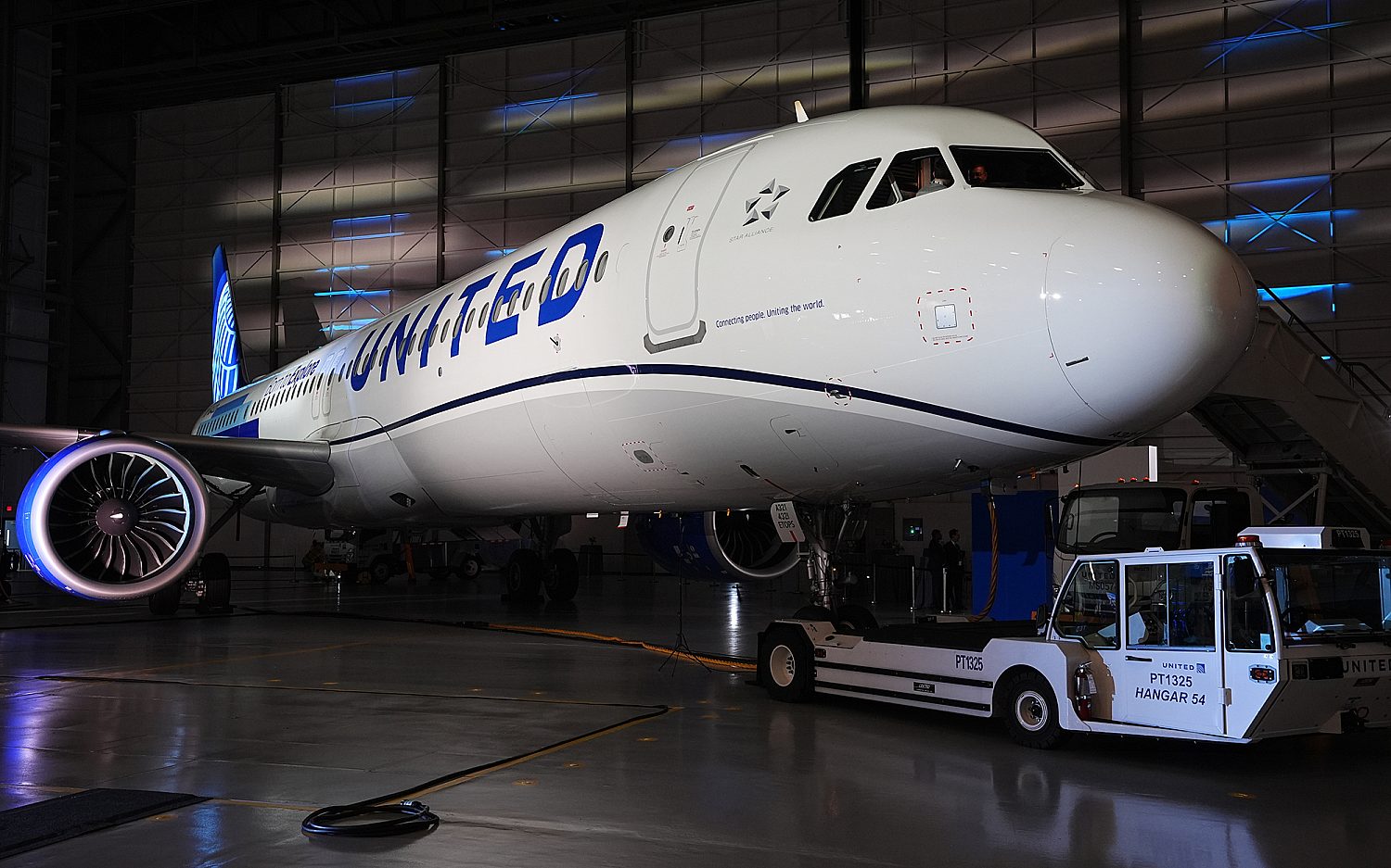 United to add international flights, resume San Fran-Tel Aviv