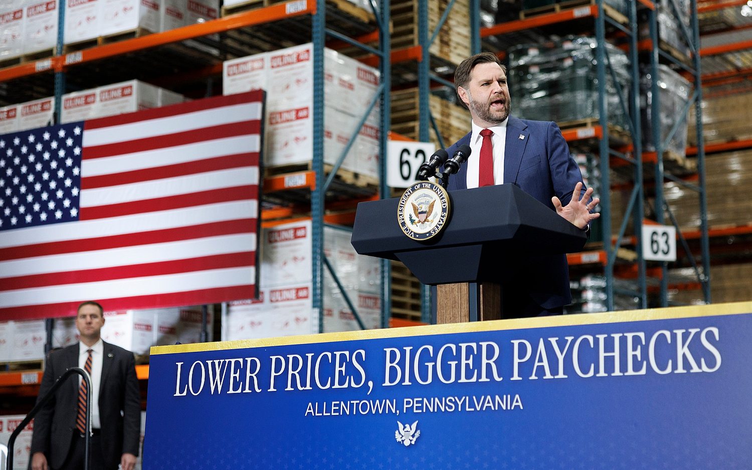 Vance rates U.S. economy A+++ in Pennsylvania speech