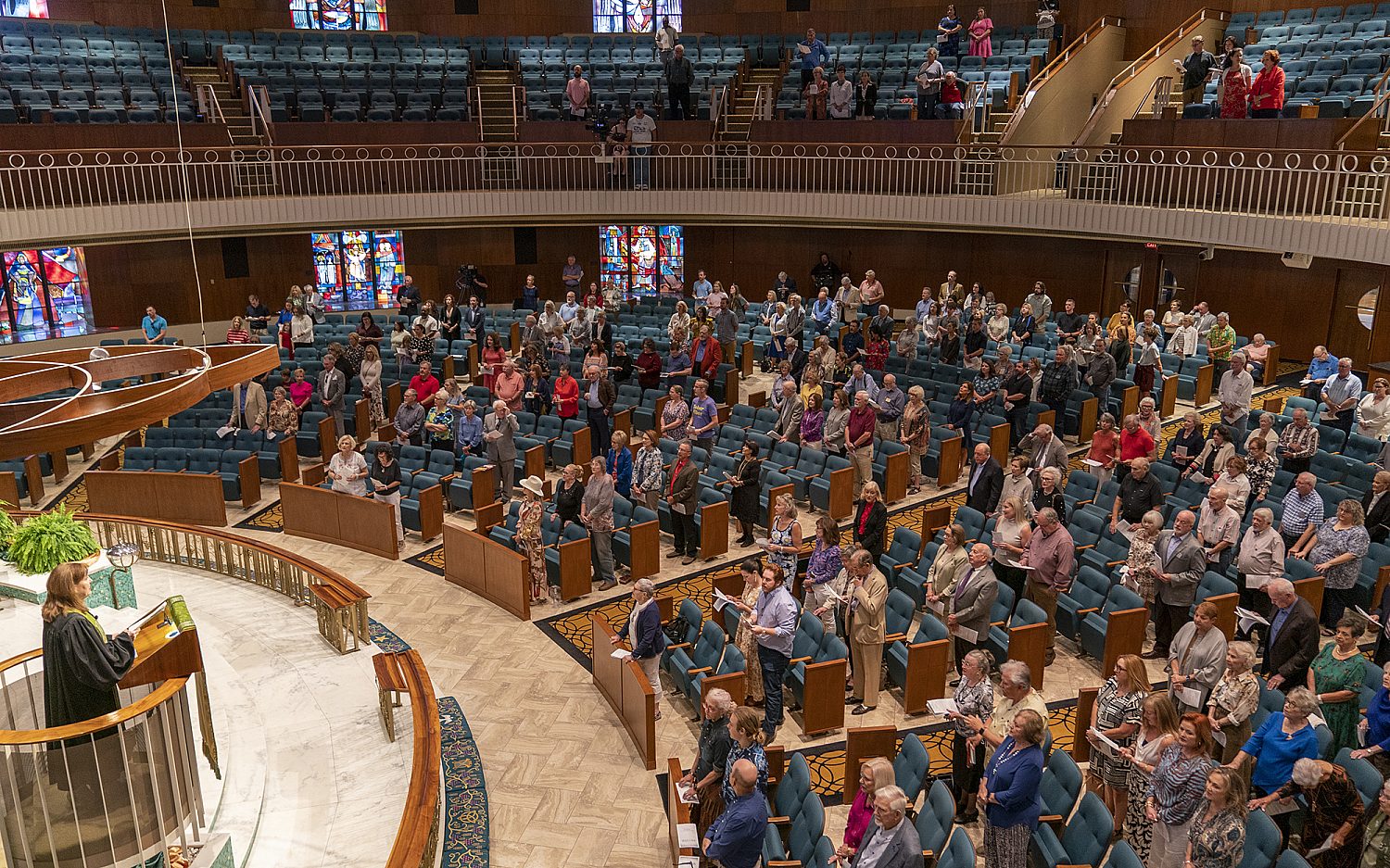 Study finds more Americans with positive view of religion