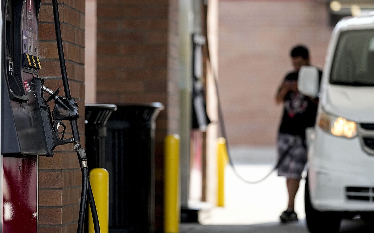 G7 countries to fight oil prices by outpouring reserves