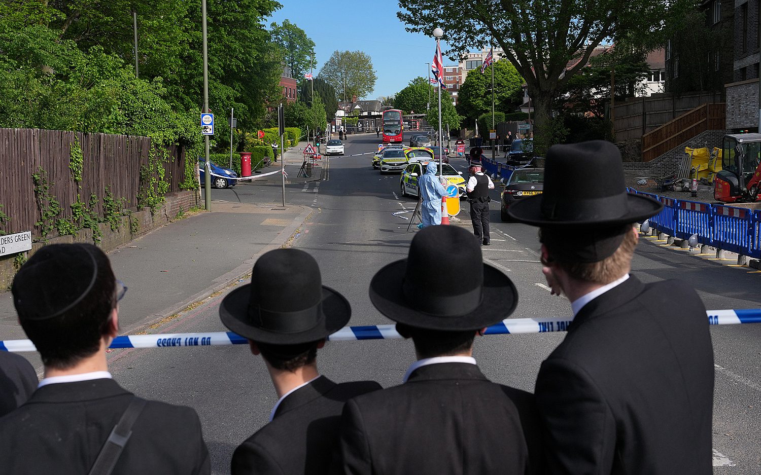 Police call London stabbing injuring two Jewish men terror… | WORLD