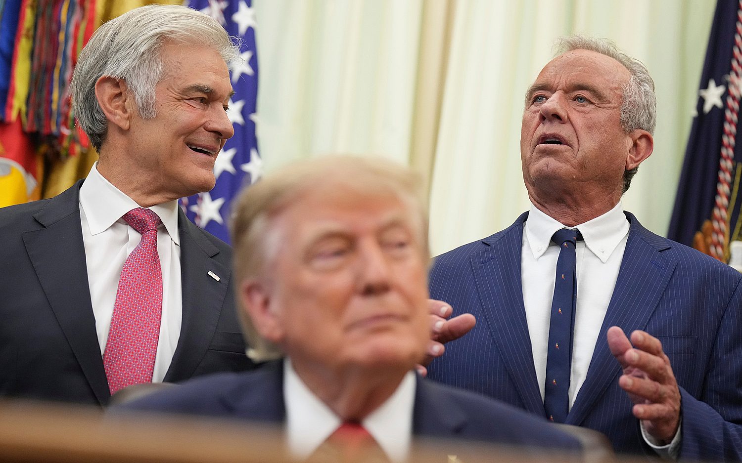 Trump officials enact final revisions to medical transparency rule