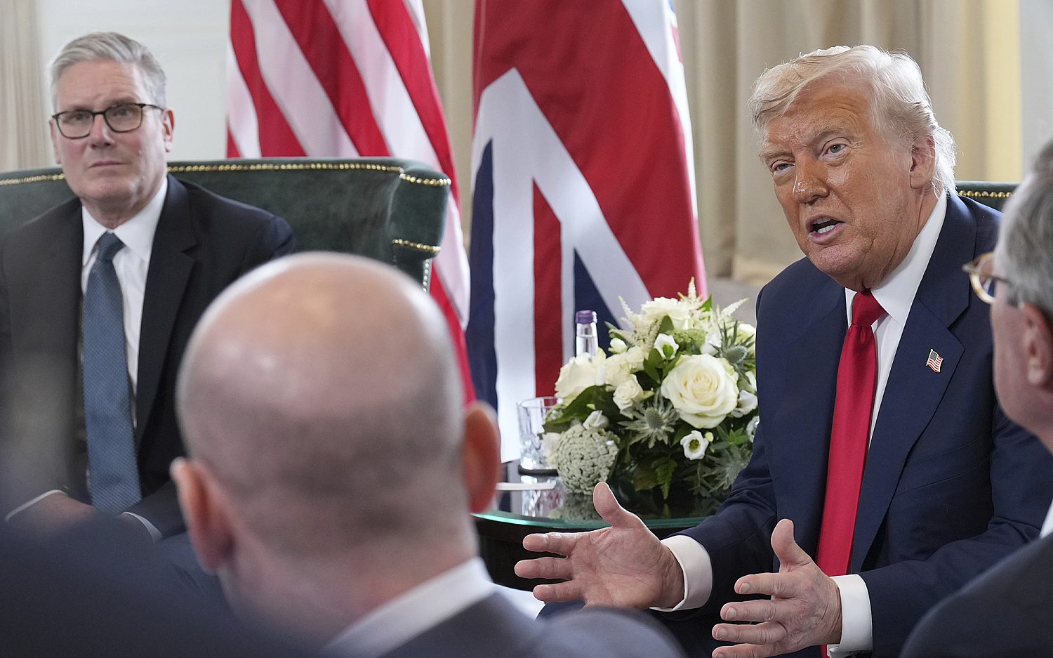 Trump gives Russia 12 days to broker Ukraine ceasefire